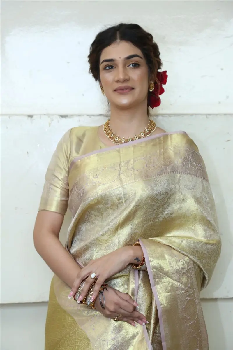 Hasini Sudhir at Purushothamudu Movie Pre Release Event